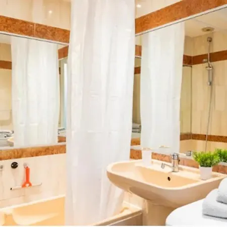 Daire L'ariane - - 5 Min - Climatise Cannes